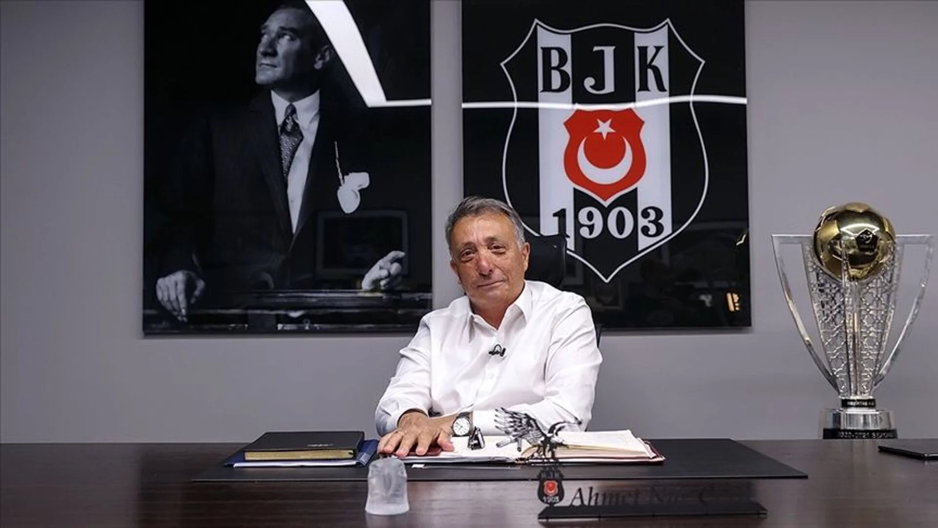 Beşiktaş Haberleri: Ahmet Nur Çebi, Olağan Seçimli Genel Kurul'da oyunu kullandı