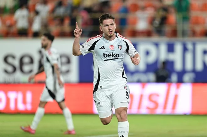 Semih Kılıçsoy, 2025 Golden Boy ödüllerine aday