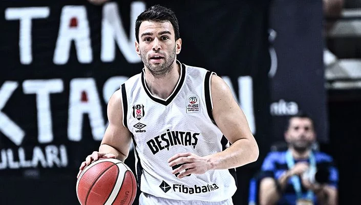 Berk Uğurlu: Seriyi kazanıp finale yükselmek istiyoruz