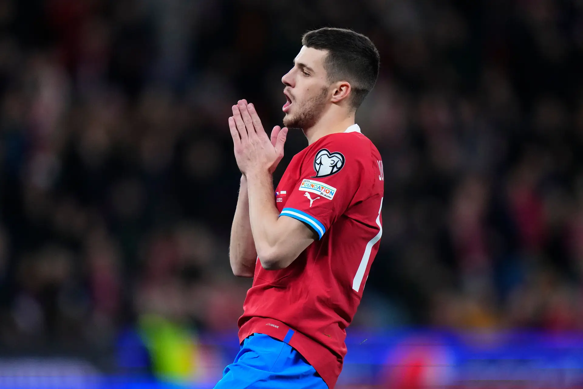 Beşiktaş, David Jurasek'i resmen bitirdi!