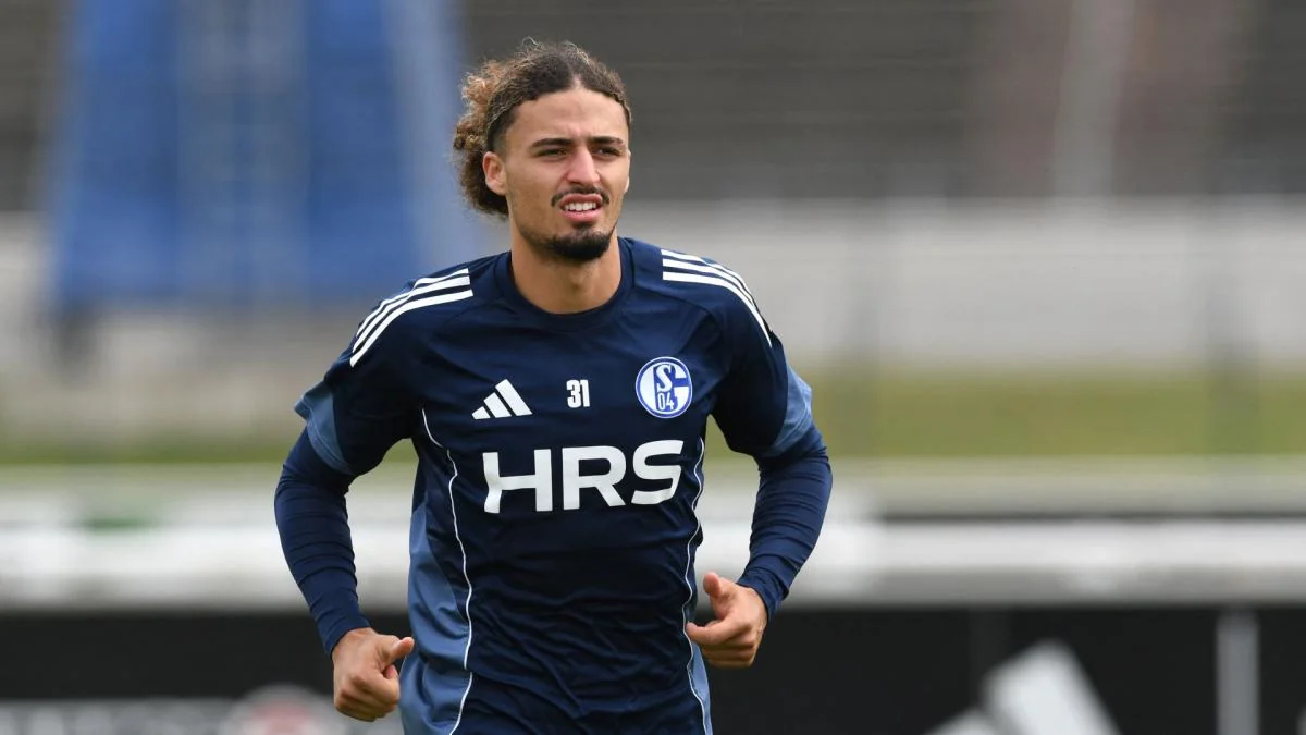 Beşiktaş'ın yeni sağ beki Taylan Bulut oldu