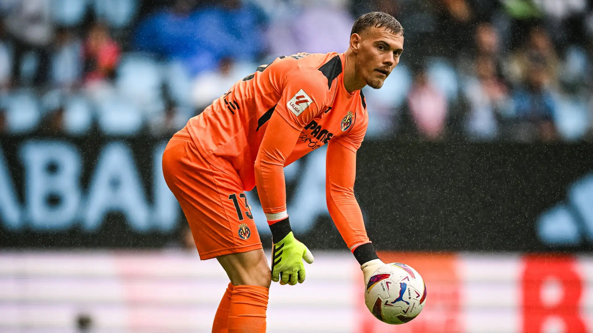 Beşiktaş, Filip Jörgensen'in bonservisini almak için uğraşıyor