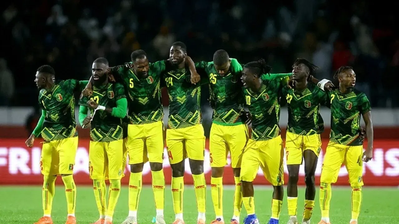 Beşiktaş Haberleri: El Bilal Toure attı, Mali çeyrek finale uzandı: Son şampiyonun rakibi oldu!