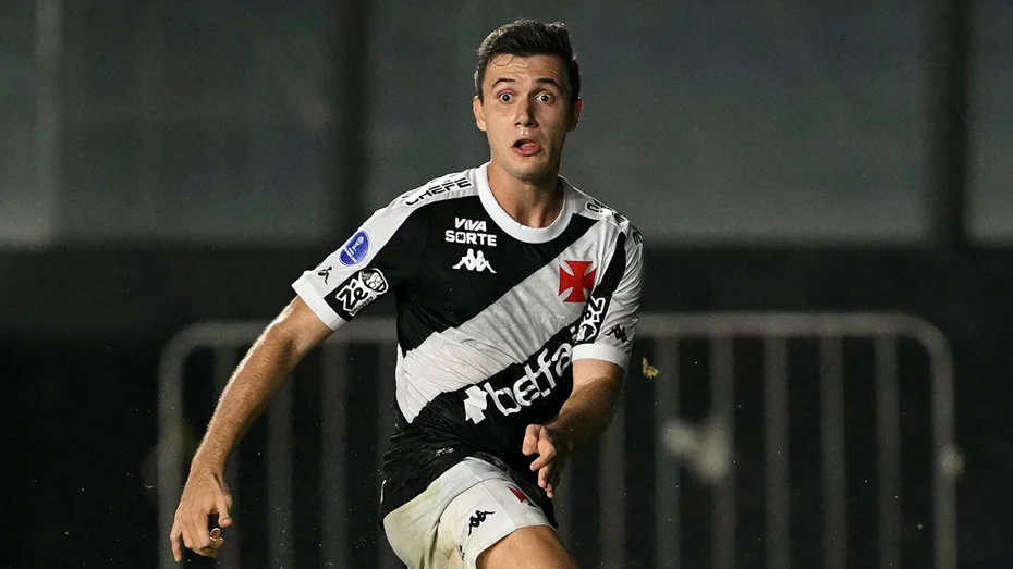 Beşiktaş Haberleri: Beşiktaş’ta sol bek harekatı: Rotayı sambacıya kırdı!