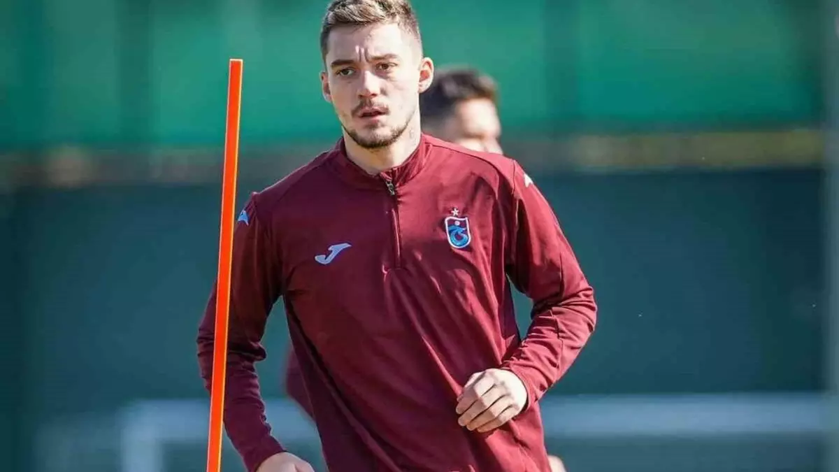 Trabzonspor, Ernest Muçi’nin opsiyonunu kullanıyor