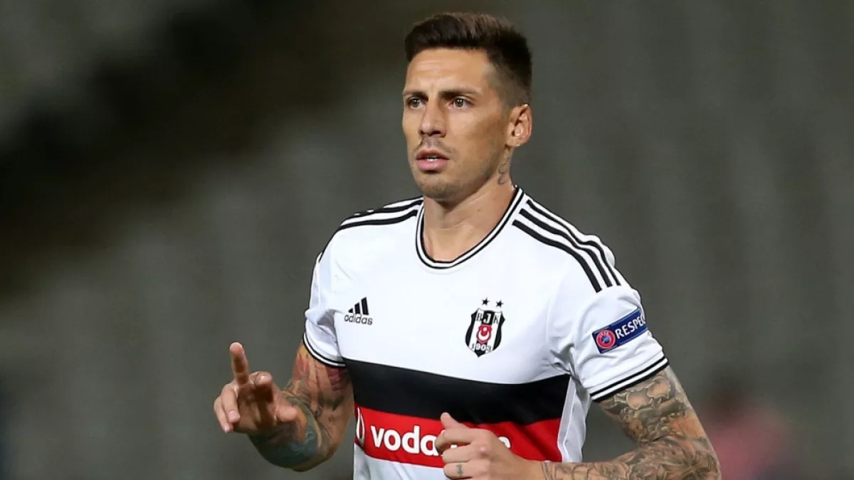 Jose Sosa’dan Beşiktaş itirafı! “Yeniden yaşamak isterdim”
