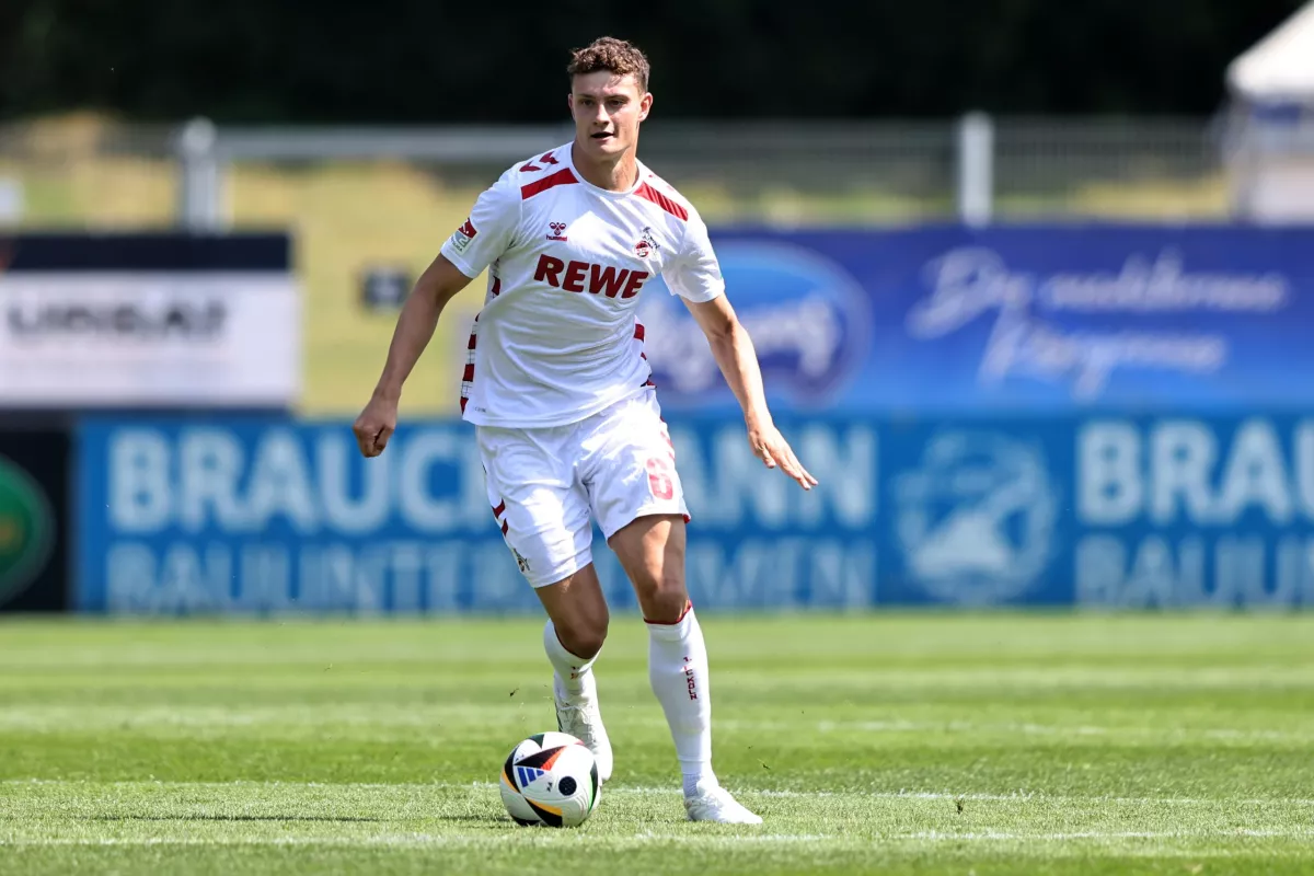 Beşiktaş, Köln’ün 23 yaşındaki ön liberosunu gündeme aldı