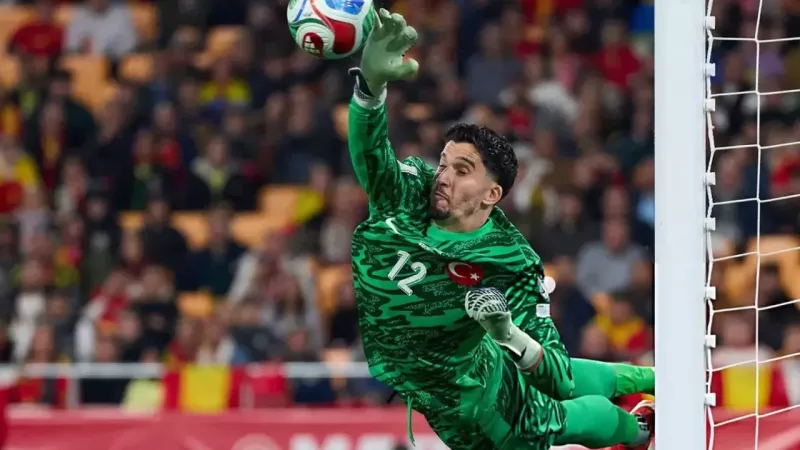 Beşiktaş’ta Altay Bayındır kararı: Sergen Yalçın’dan veto