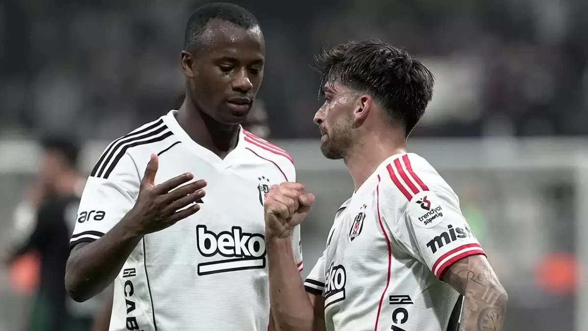 Beşiktaş’tan Tiago Djaló kararı! Lyon’un teklifi geri çevrildi