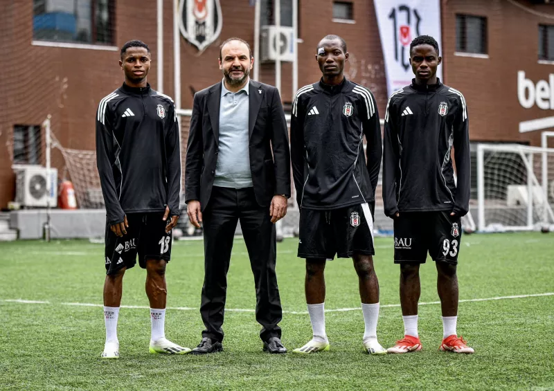 "Her hafta 2-3 futbolcu, denenmek üzere Nevzat Demir’e gelmeye devam ediyor"