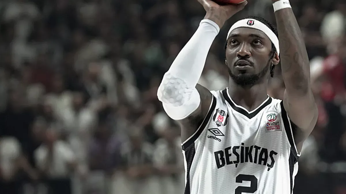 Beşiktaş'ta Jonah Mathews ile yollar ayrılıyor