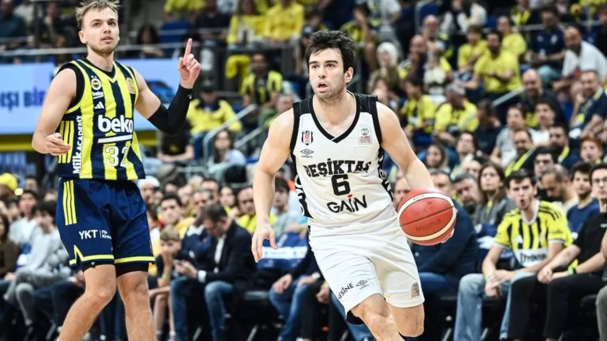 Berk Uğurlu gelecek sezon Beşiktaş'ta devam edecek - BJK Haberleri