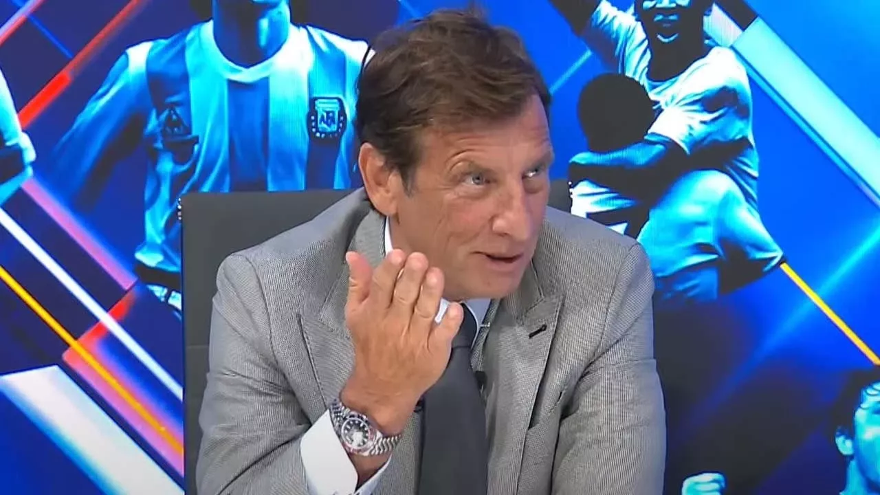 Kaya Çilingiroğlu'ndan sert sözler: Beşiktaş'ın borcunun 80 milyar falan olması lazım Kaya Çilingiroğlu'ndan sert sözler: Beşiktaş'ın borcunun 80 milyar falan olması lazım