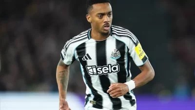 Joe Willock'un menajeri Beşiktaş'la görüştü