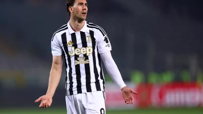 SON DAKİKA! Vlahovic, Beşiktaş için İstanbul'a geliyor