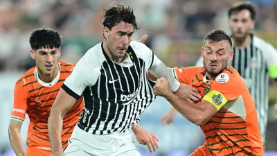 "Beşiktaş'ın kaybını sadece hakem kararlarıyla açıklamak doğru olmaz"