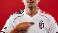 Sergen Yalçın, Cengiz Ünder'i takımda tutmayı düşünüyor olabilir