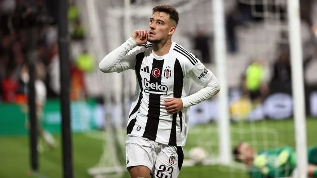 Ernest Muçi, Fenerbahçe maçında forma giyemeyecek - Beşiktaş Güncel Haberleri