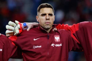 Beşiktaş ve Trabzonspor, Jan Bednarek ile ilgileniyor