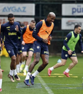 Fenerbahçe’nin Beşiktaş maçı muhtemel 11’i