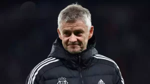 ”Solskjaer’in arkasında kale gibi durman lazım”