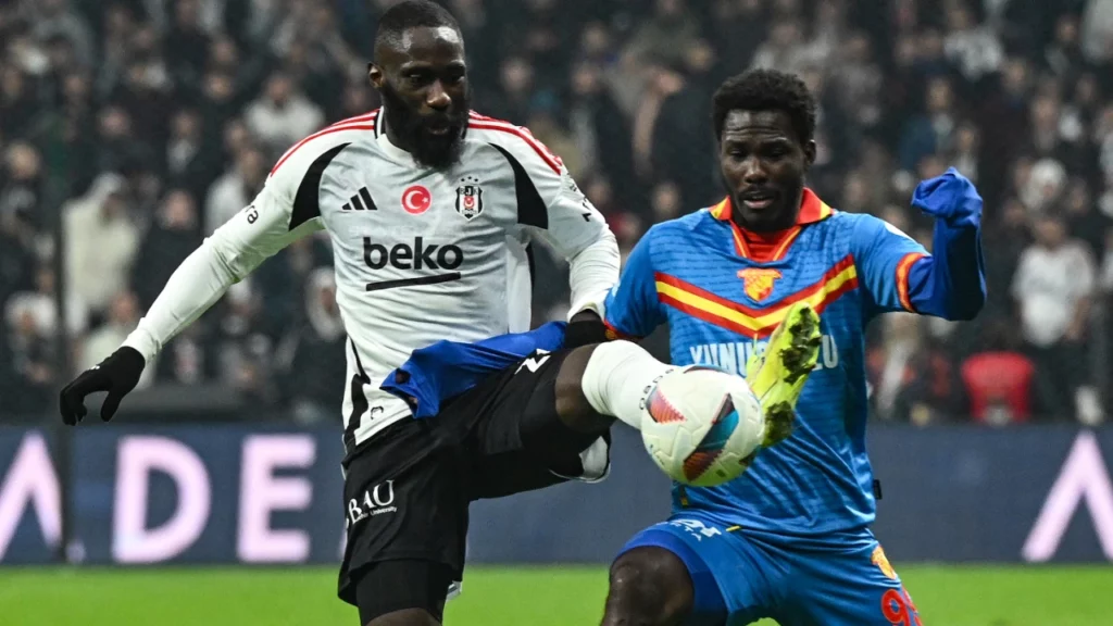 Arthur Masuka’ya haber verildi: Teklifleri değerlendir