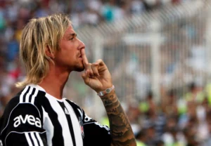Guti canlı yayında Beşiktaş resti çekti