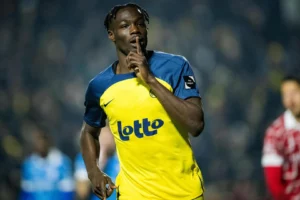 Promise David sözleşmesini uzattı