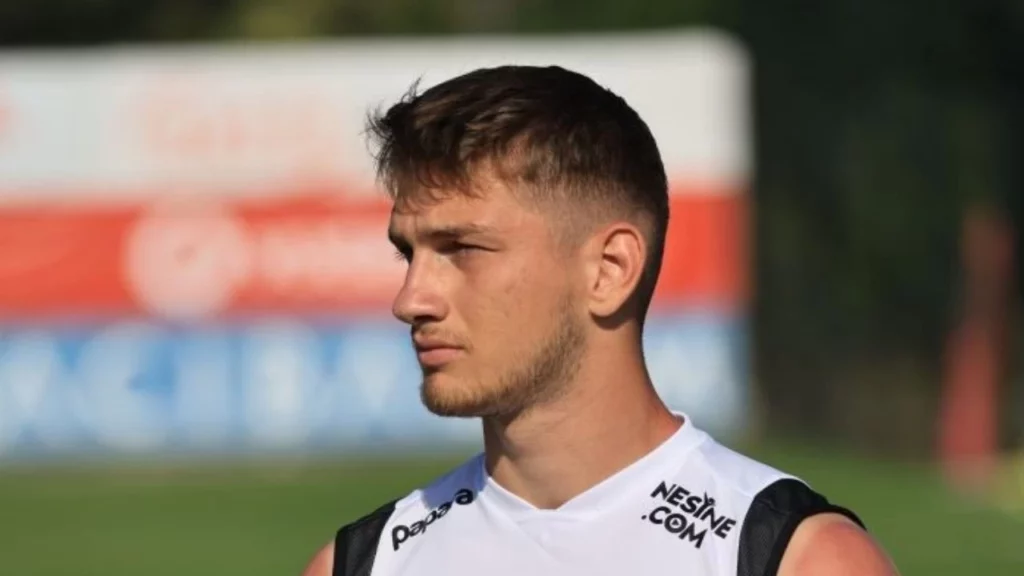 Semih Kılıçsoy kararını Beşiktaş’a bildirdi