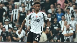 Felix Uduokhai taraftarlara teşekkür etti