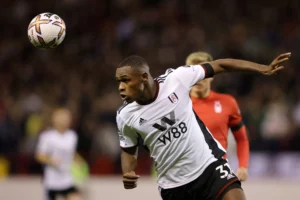Beşiktaş, Issa Diop’la ilgileniyor
