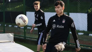 FLAŞ! Bahtiyar Zaynutdinov, transfer için Rusya’ya uçuyor!