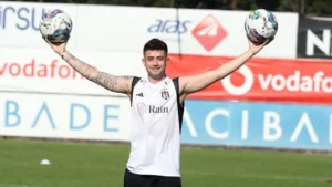 Beşiktaş 1.4 milyon euro ödemişti, teklif bekleniyor
