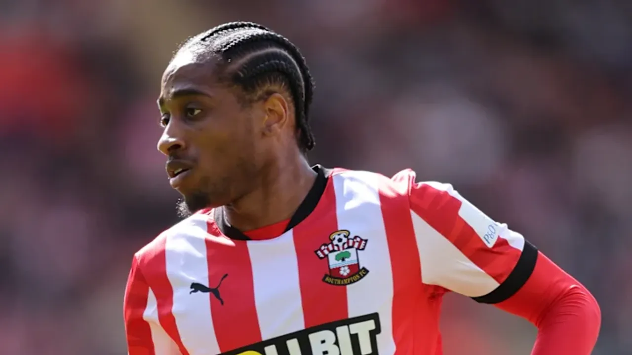 SON DAKİKA! Kyle Walker-Peters imzayı attı!