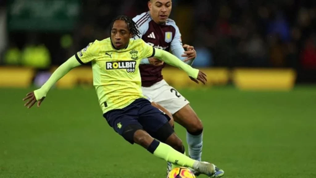 Kyle Walker-Peters 3 yıllık imzayı atıyor!