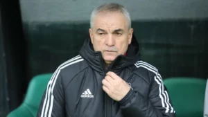 Rıza Çalımbay, Beşiktaşlı yöneticilere sitem etti