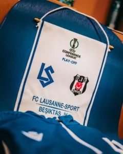 UEFA’nın sitesine göre Beşiktaş 4’lü savunma oynayacak