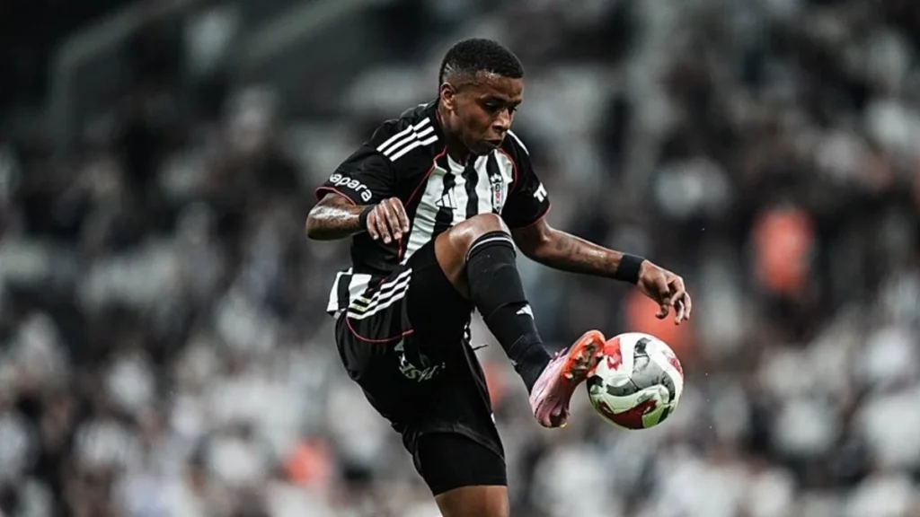 Arroyo Cruzeiro’ya transfer olmak üzere