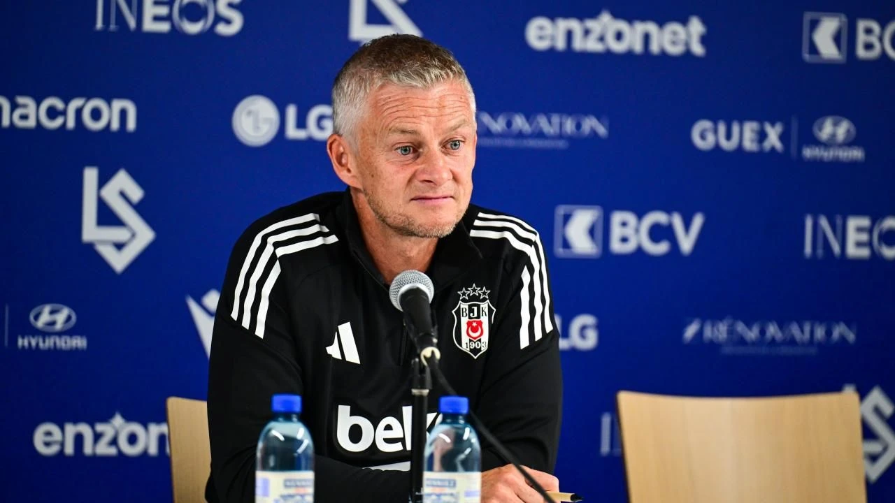 Ole Gunnar Solskjaer rekorla ayrıldı Ole Gunnar Solskjaer rekorla ayrıldı