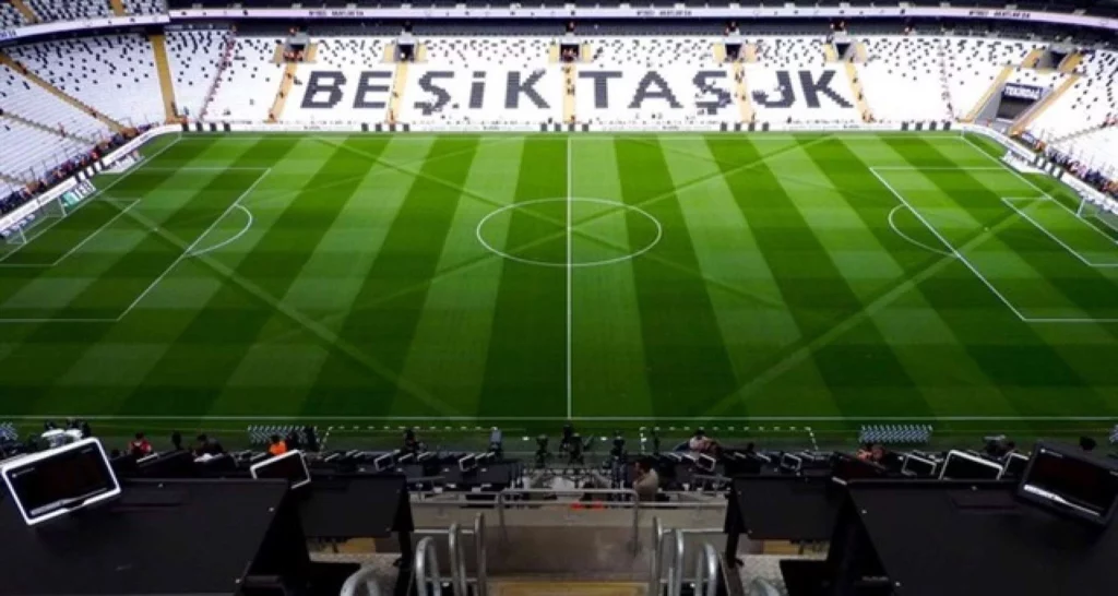Serdal Adalı’dan kapalı tribün açıklaması