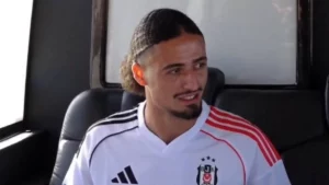 “Taylan Bulut sağ bek, 6 numara oynar”