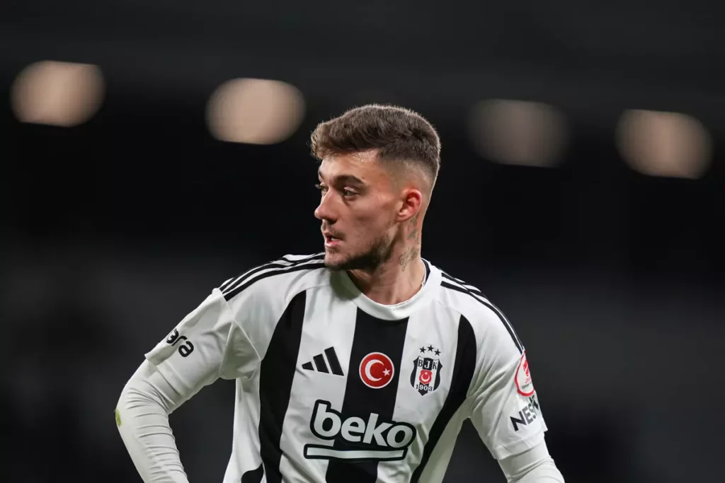Ernest Muçi’den satın alma opsiyonu için açıklama
