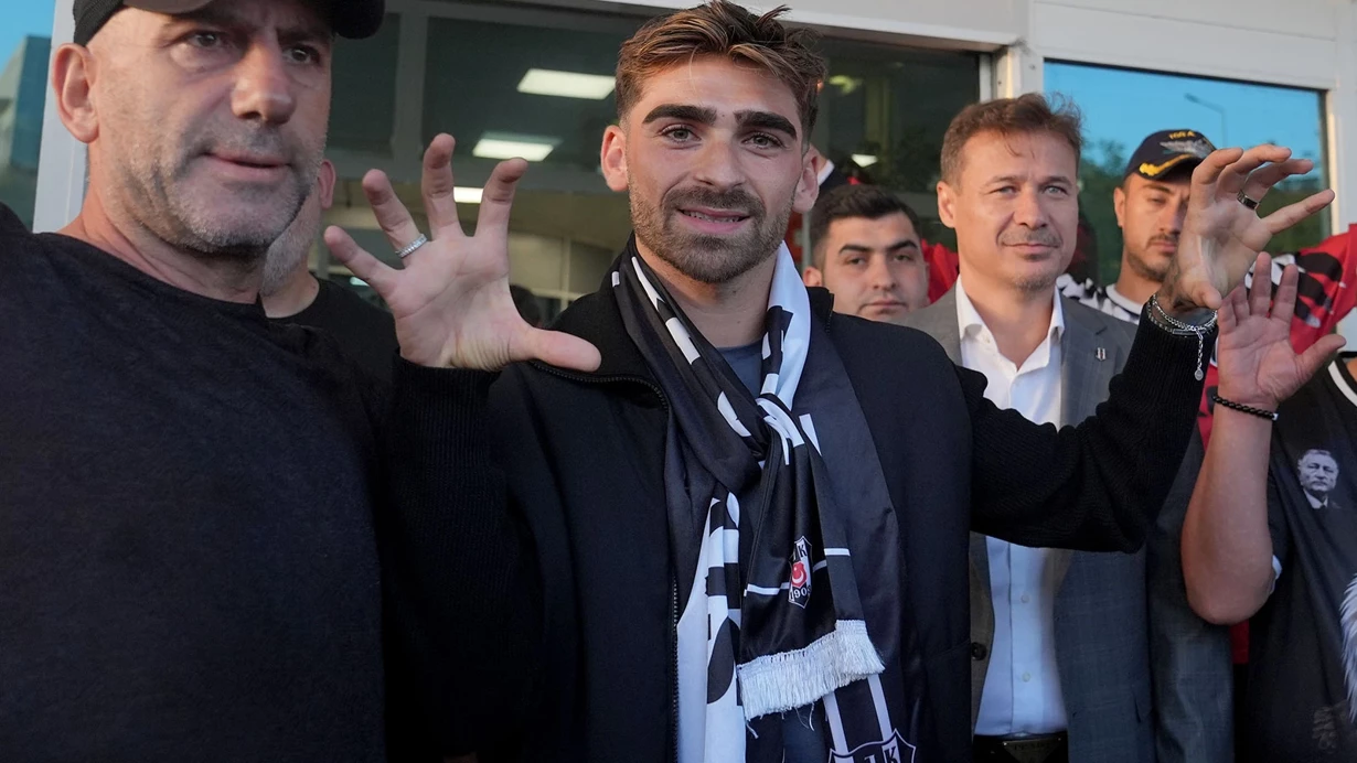 Jota Silva nasıl bir oyuncu? Alper Öcal yorumladı... Jota Silva nasıl bir oyuncu? Alper Öcal yorumladı…