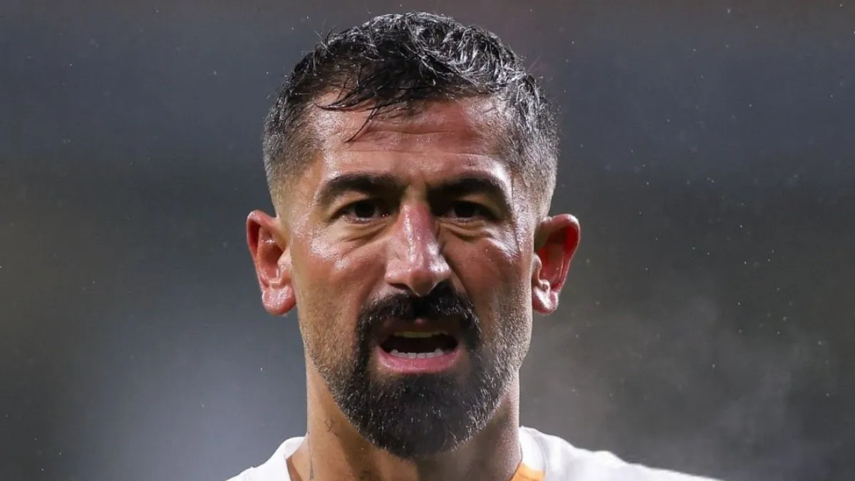 Demirbay'a poşet eleştirisi: Bu nasıl gevşekliktir Demirbay’a poşet eleştirisi: Bu nasıl gevşekliktir