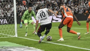 Orkun Kökçü erteleme maçında forma giyebilecek mi?