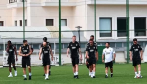 Beşiktaş 10 maçtır kalesini gole kapatamıyor