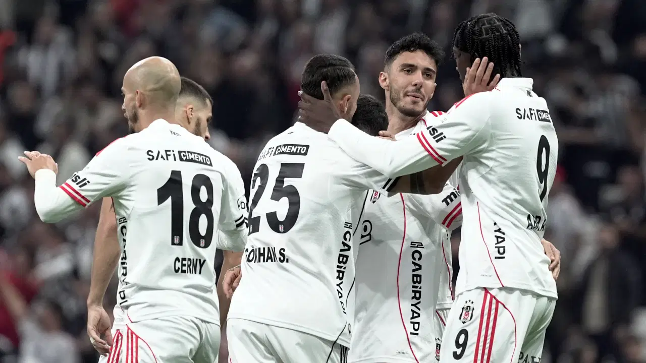 Beşiktaş derbi öncesi son virajda takılmadı Beşiktaş derbi öncesi son virajda takılmadı
