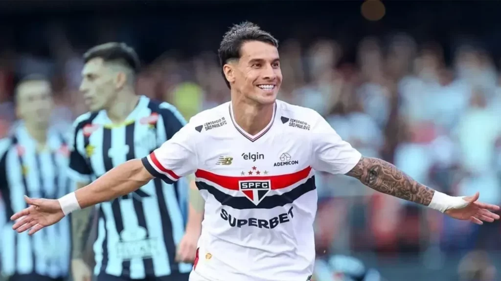 Beşiktaş’a Brezilya’dan kanat önerisi