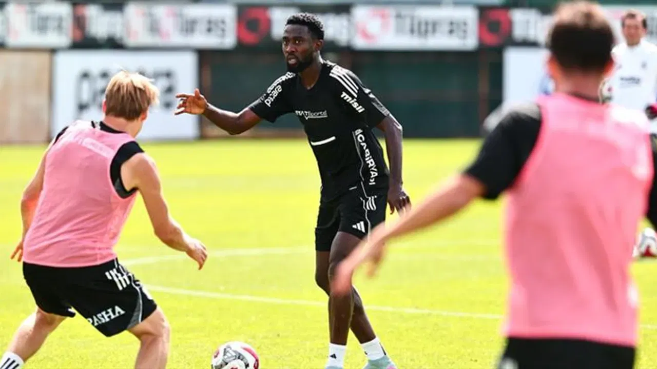 Ndidi takımla çalışmalara başladı Ndidi takımla çalışmalara başladı