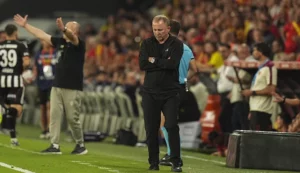 Sergen Yalçın: Günümüz futbol seviyesinin çok altındayız